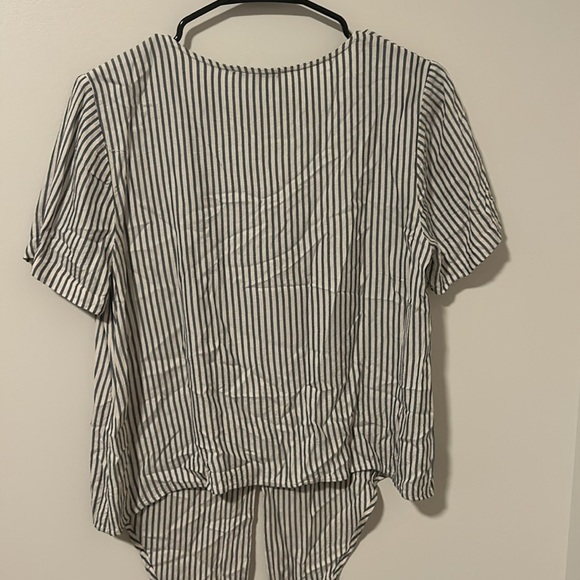 Madewell Tie Front Blouse Coastal Grandma Cottagecore Lightweight Size Small - Picture 3 of 3